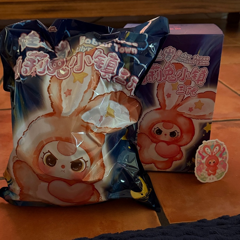 Labubu Have a Seat LuLu Pink Bunny CurePlanetaFigure Authentic Confirmed